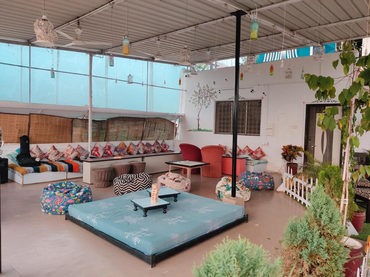 Musafir Hostel Ουνταϊπούρ Εξωτερικό φωτογραφία