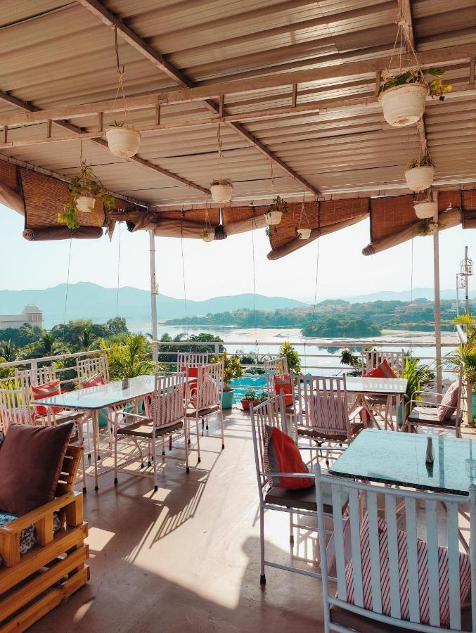 Musafir Hostel Ουνταϊπούρ Εξωτερικό φωτογραφία
