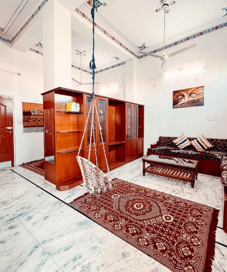 Musafir Hostel Ουνταϊπούρ Εξωτερικό φωτογραφία