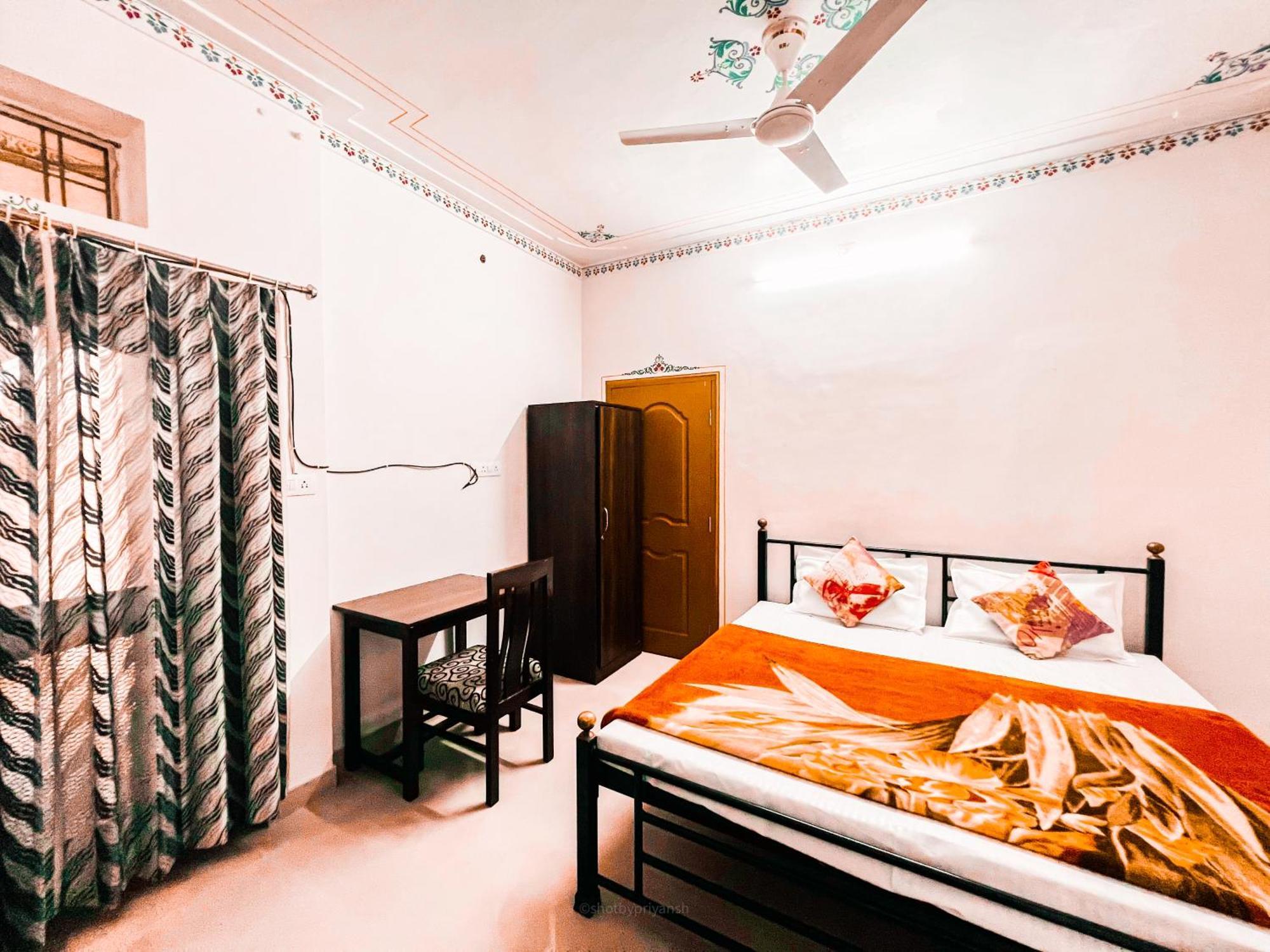 Musafir Hostel Ουνταϊπούρ Εξωτερικό φωτογραφία