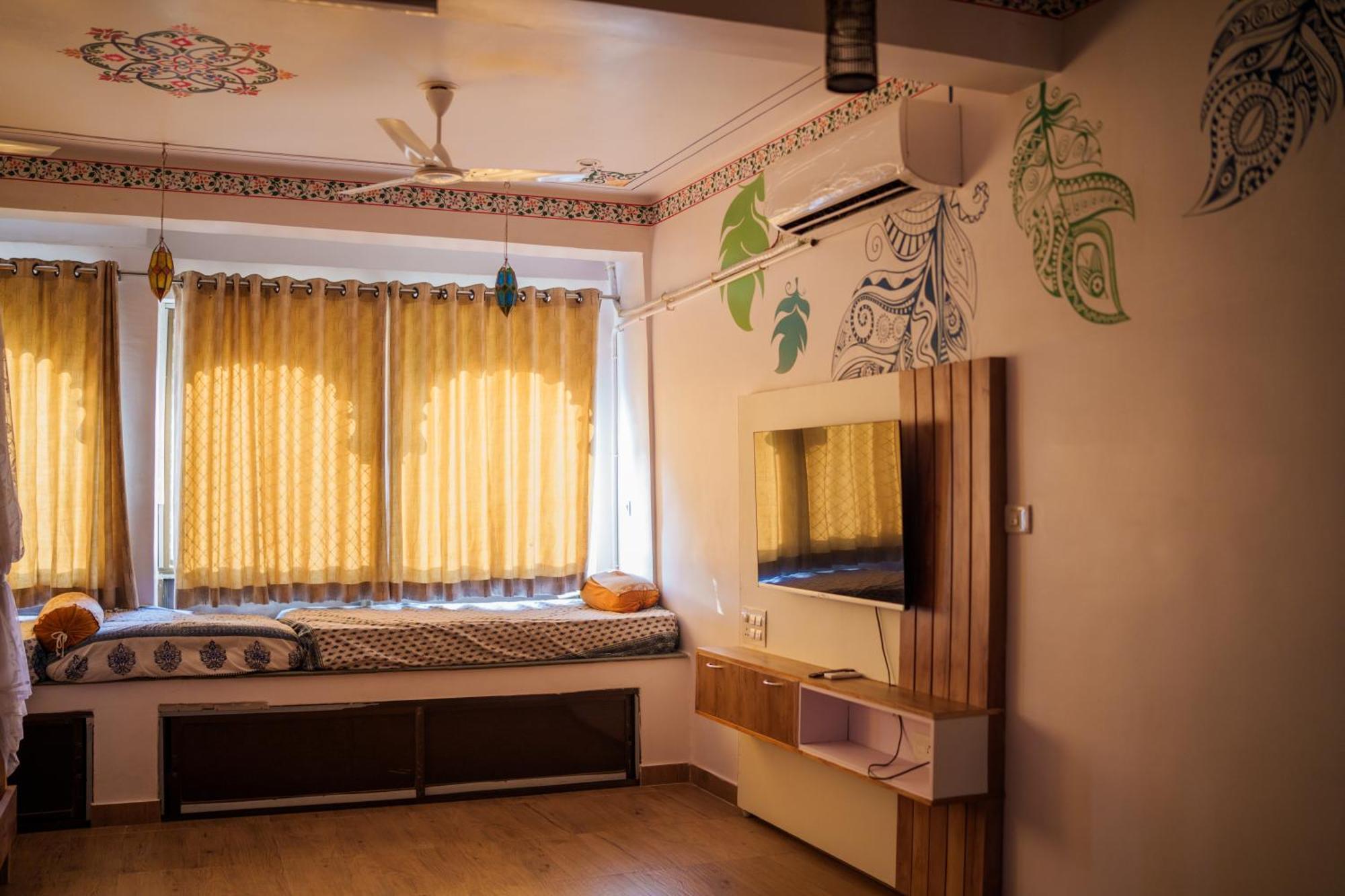 Musafir Hostel Ουνταϊπούρ Εξωτερικό φωτογραφία